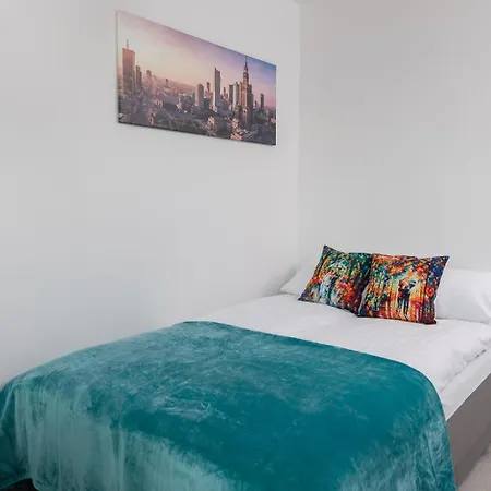 Bright And Cozy Smocza By Renters Appartement Warschau